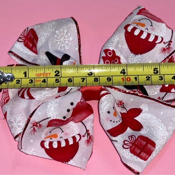 Snowmen Hair Bow - Snowman Hair Bow - Hair Clip - Girls Hair Bow - Christmas - Picture 3 of 5
